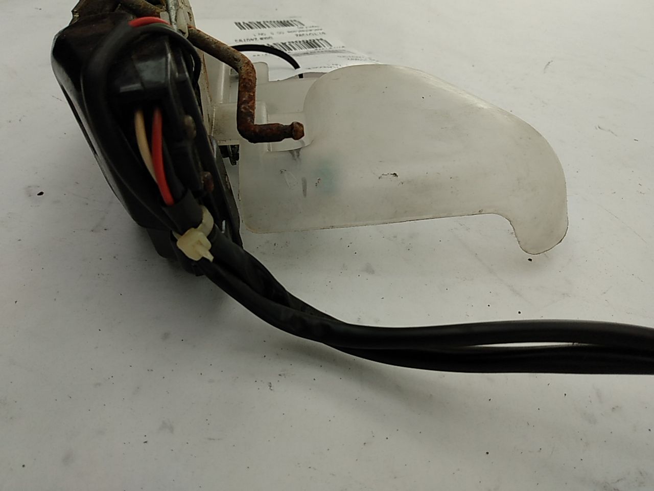 Toyota Land Cruiser Front Right Door Latch Assembly