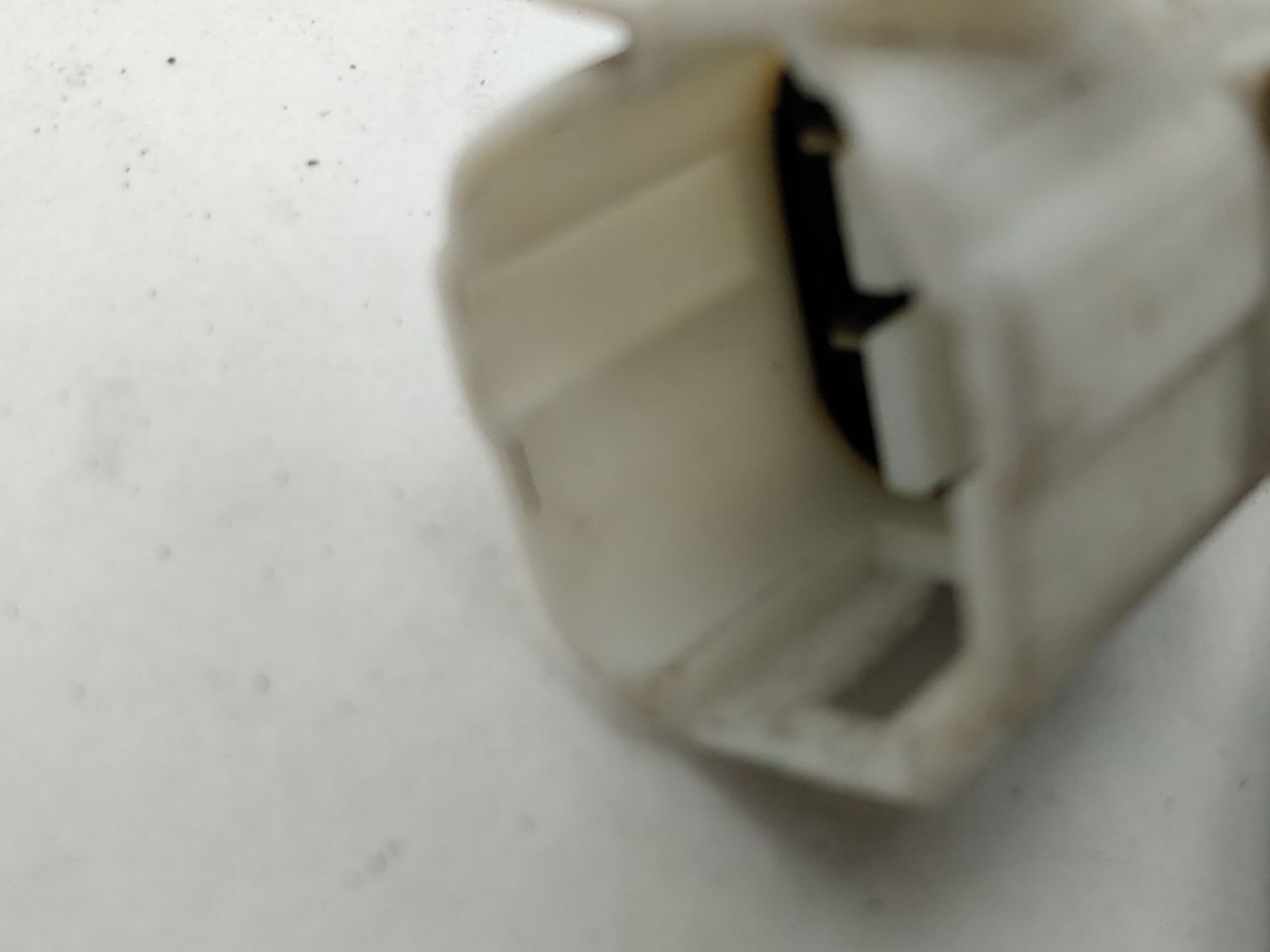 Toyota Land Cruiser Front Right Door Latch Assembly