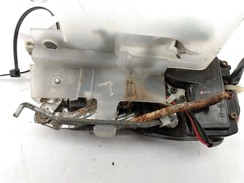 Toyota Land Cruiser Front Right Door Latch Assembly