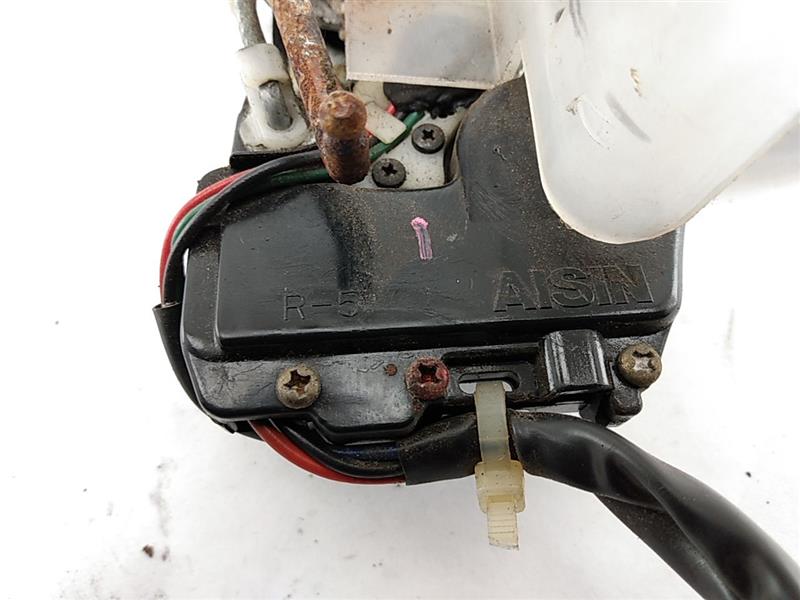 Toyota Land Cruiser Front Right Door Latch Assembly