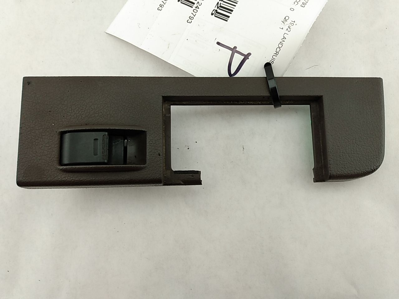 Toyota Land Cruiser Rear Left Window Switch - 0