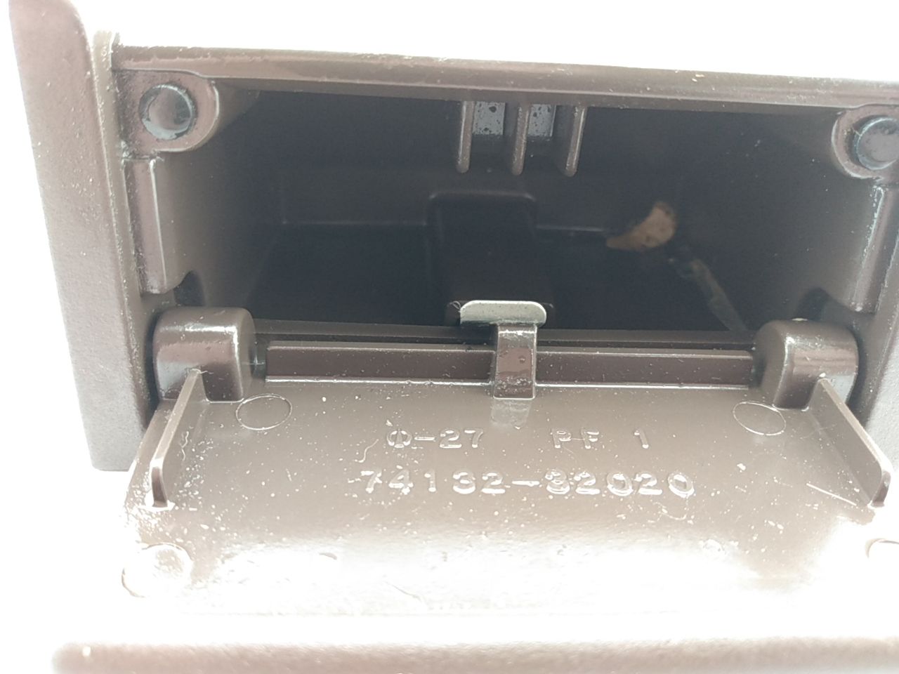 Toyota Land Cruiser Rear Left Door Ash Tray