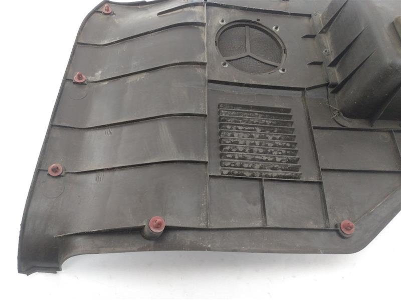 Toyota Land Cruiser Back Right Interior Trim Panel
62510-60010a1