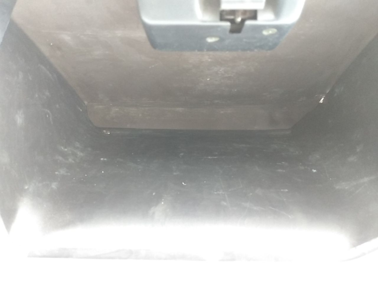 Toyota Land Cruiser Glove Box
55501-60051