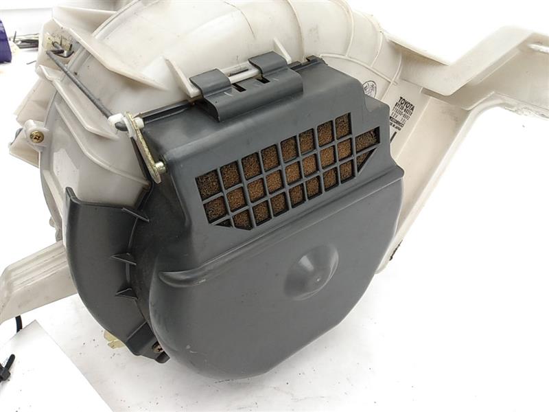 Toyota Land Cruiser Front Heater Blower Assembly 
87130-60210