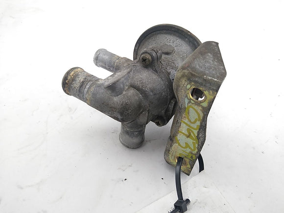 Toyota Land Cruiser Vacuum Switch Valve 
25710-61031