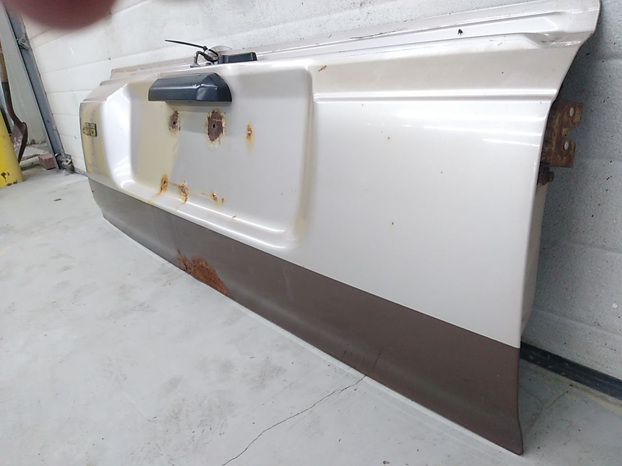 Toyota Land Cruiser Rear Back Lower Door Tailgate