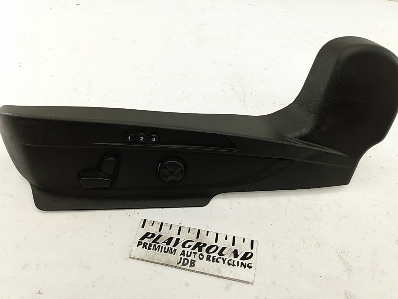 Alfa Romeo Giulia Front Left Seat Side Trim