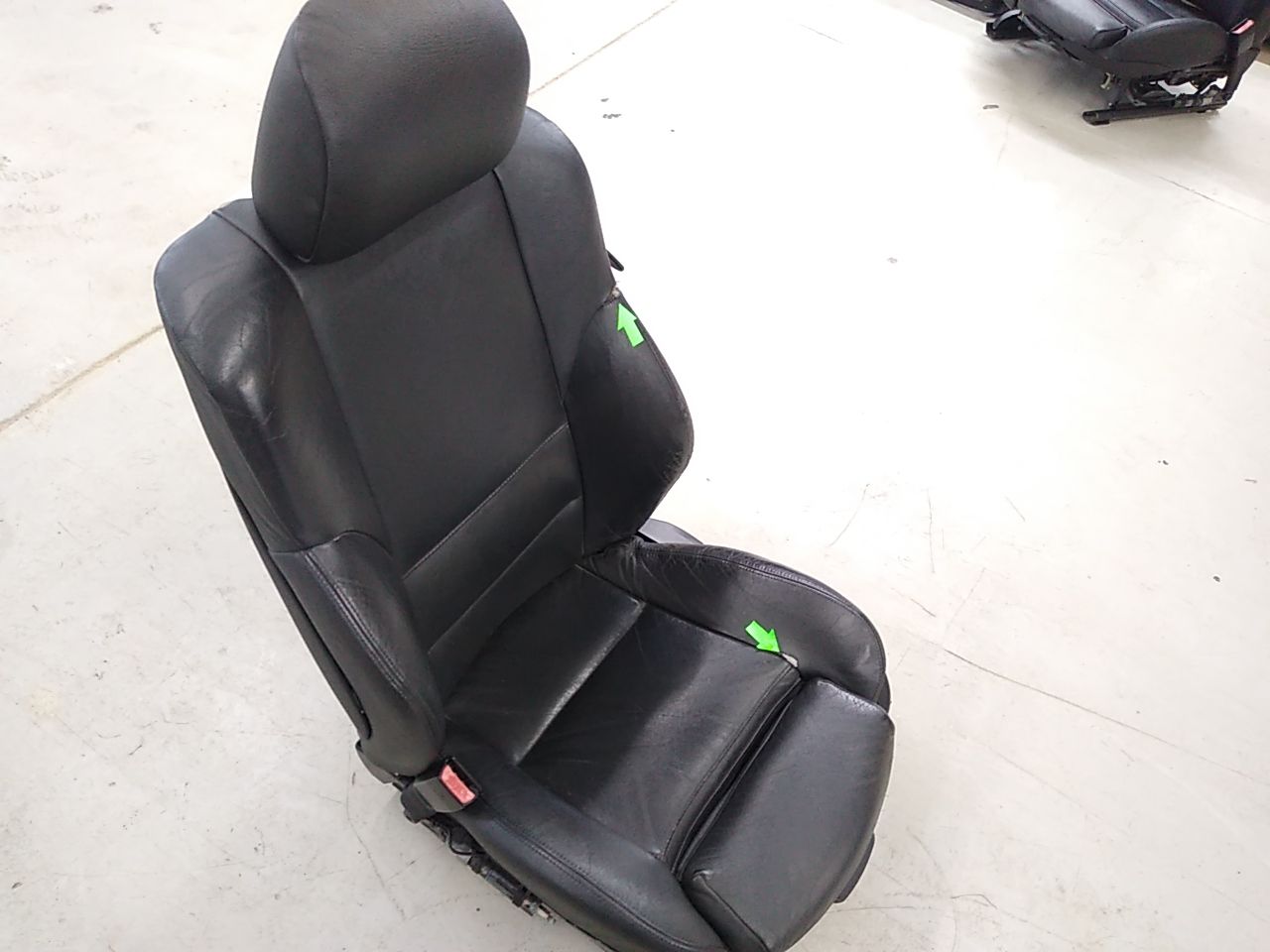 BMW 330Ci Front Left Seat