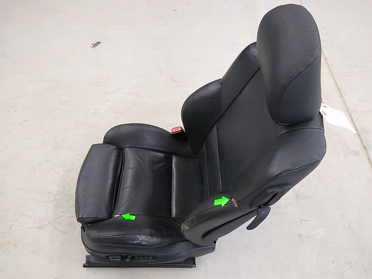 BMW 330Ci Front Left Seat