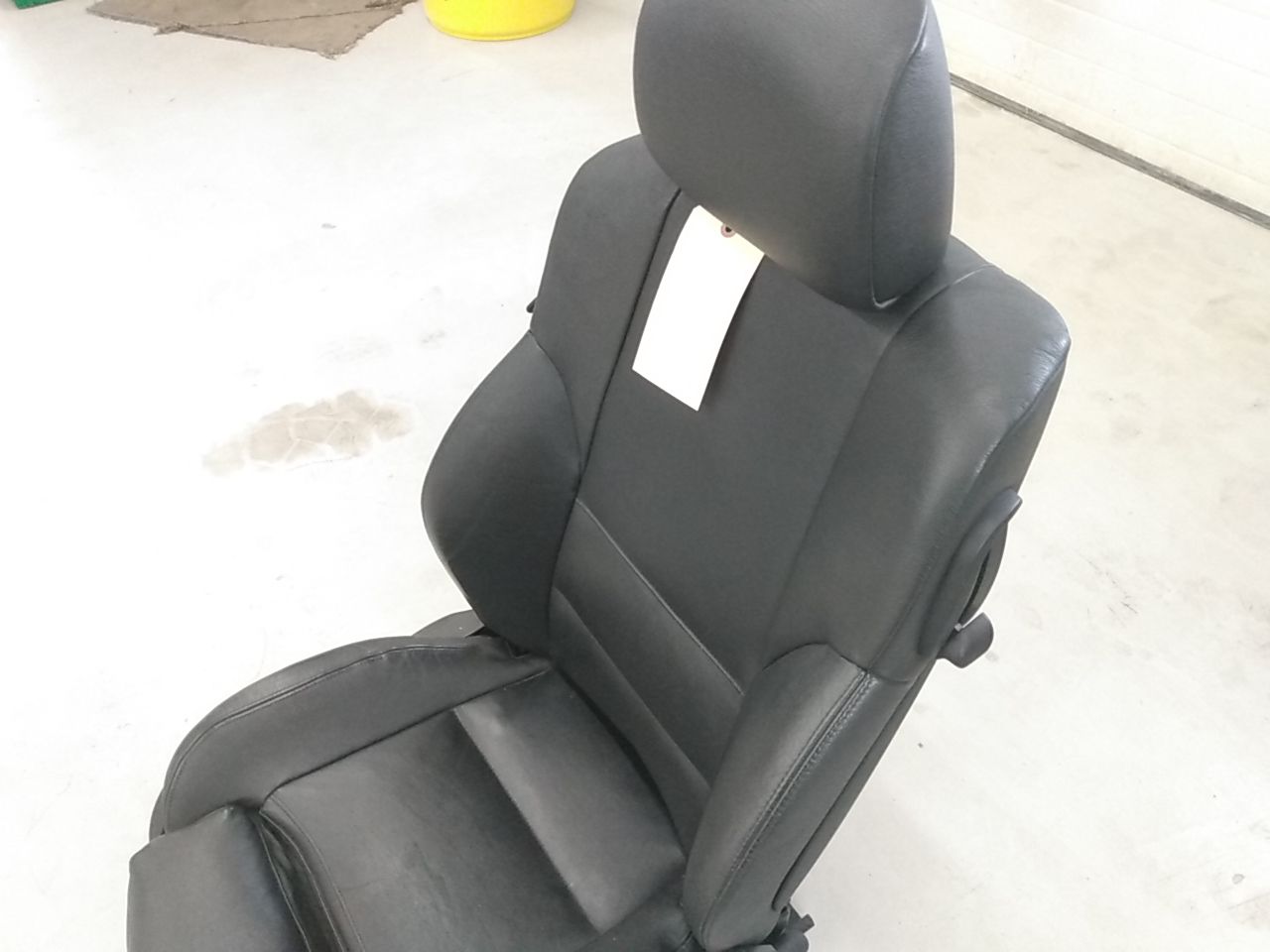 BMW 330Ci Front Right Seat