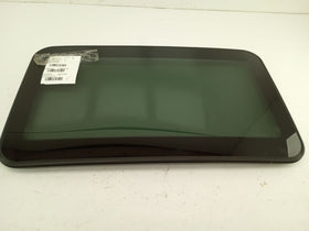 BMW 330Ci Sunroof Glass - 0