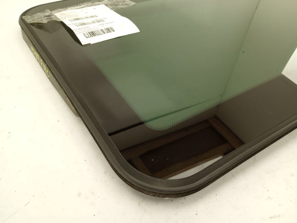 BMW 330Ci Sunroof Glass