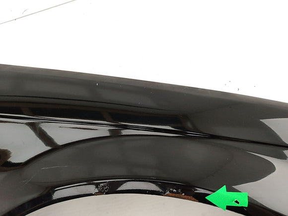 BMW 330Ci Front Right Fender