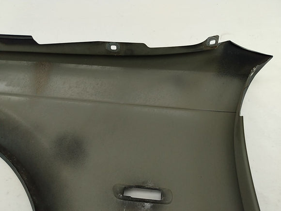 BMW 330Ci Front Right Fender
