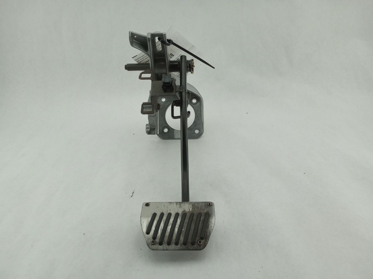 BMW 330Ci Brake Pedal - 0