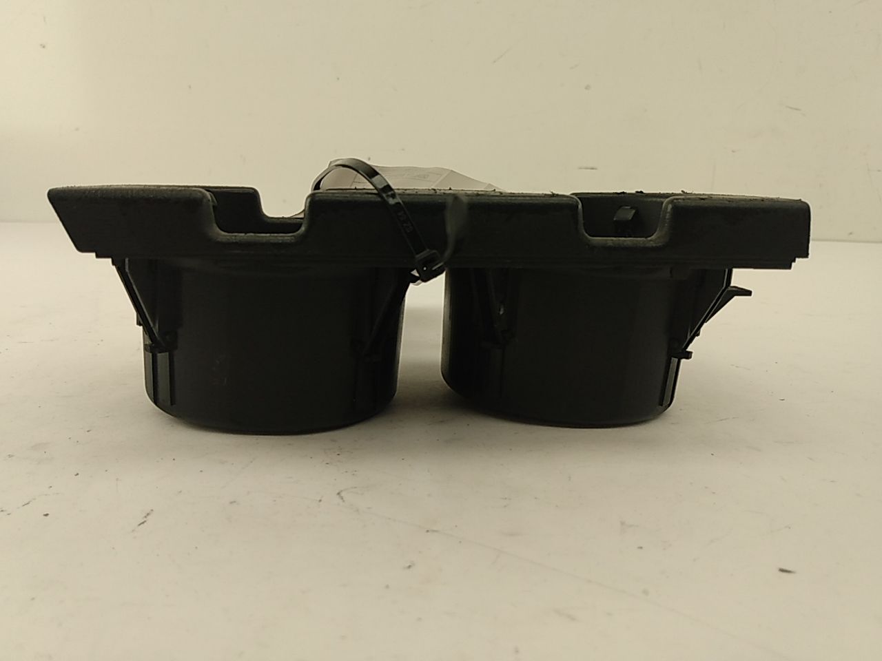 BMW 330Ci Front Center Cupholder