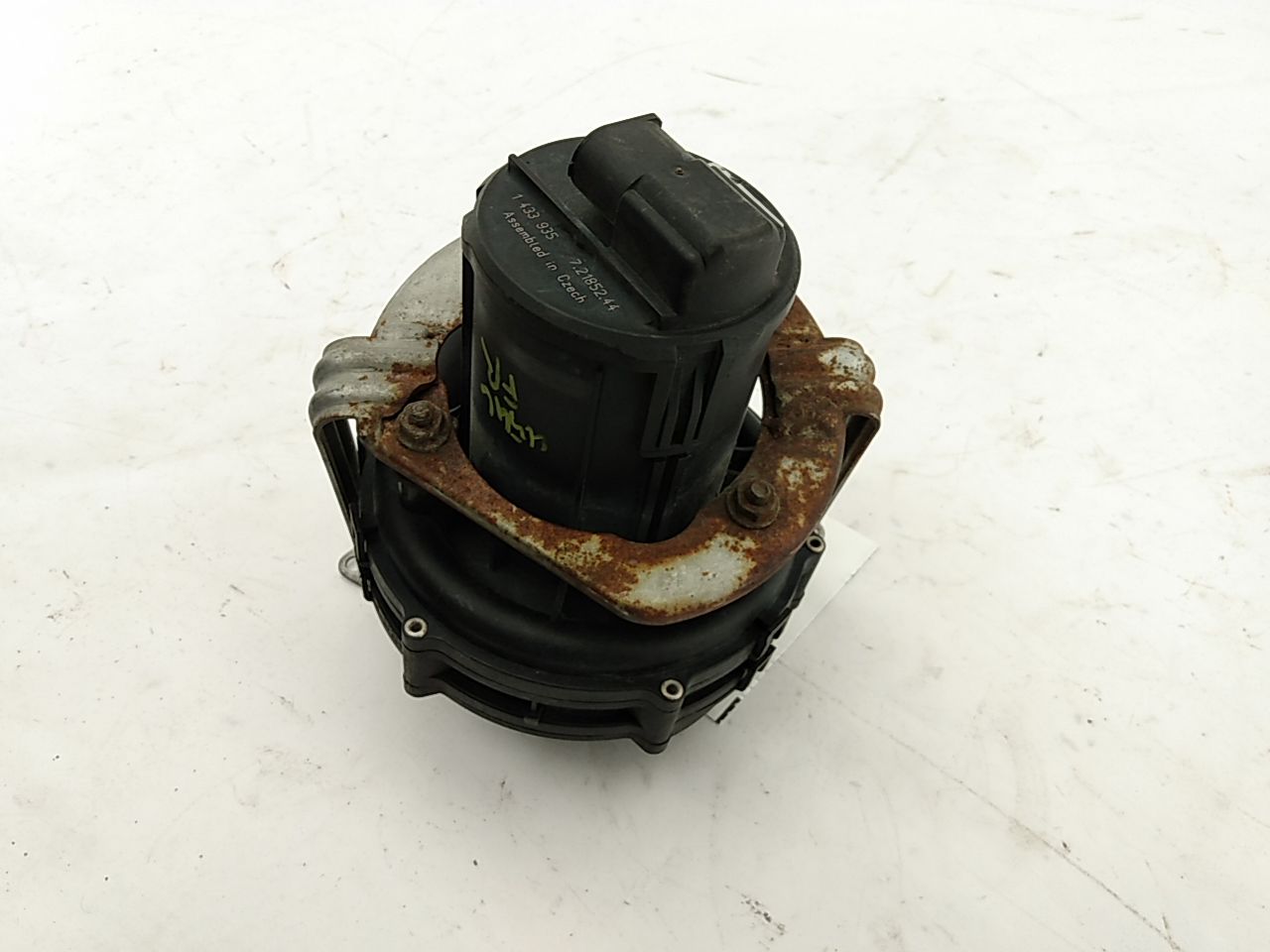 BMW 525I Secondary Air Pump