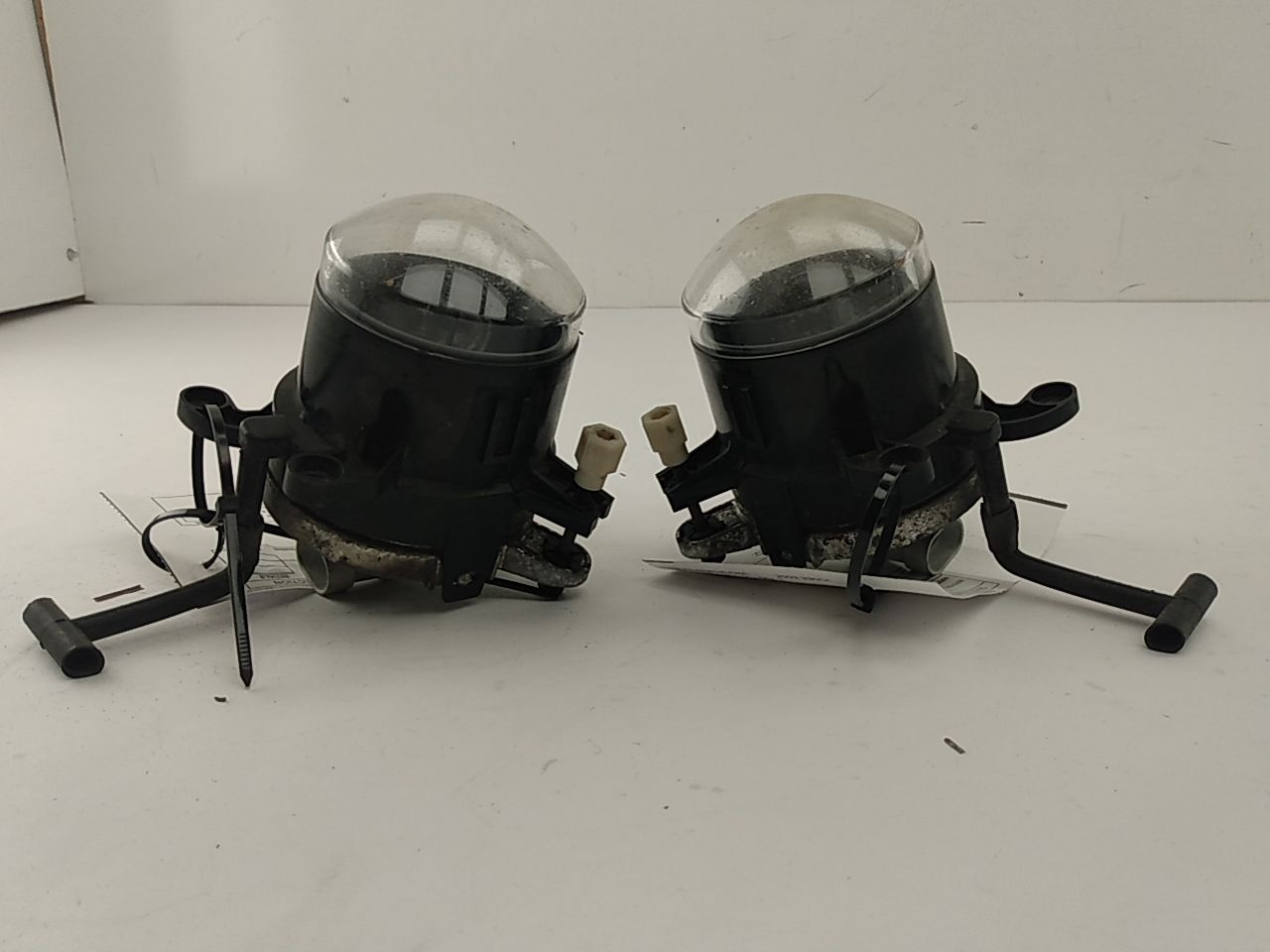 BMW 330Ci Pair Of Fog Lamp Assemblies