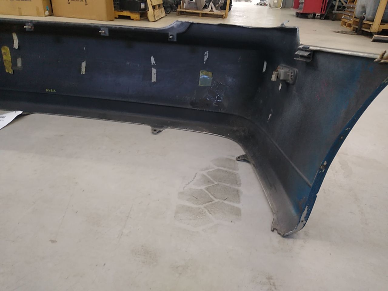 Lexus IS300 Rear Bumper Cover