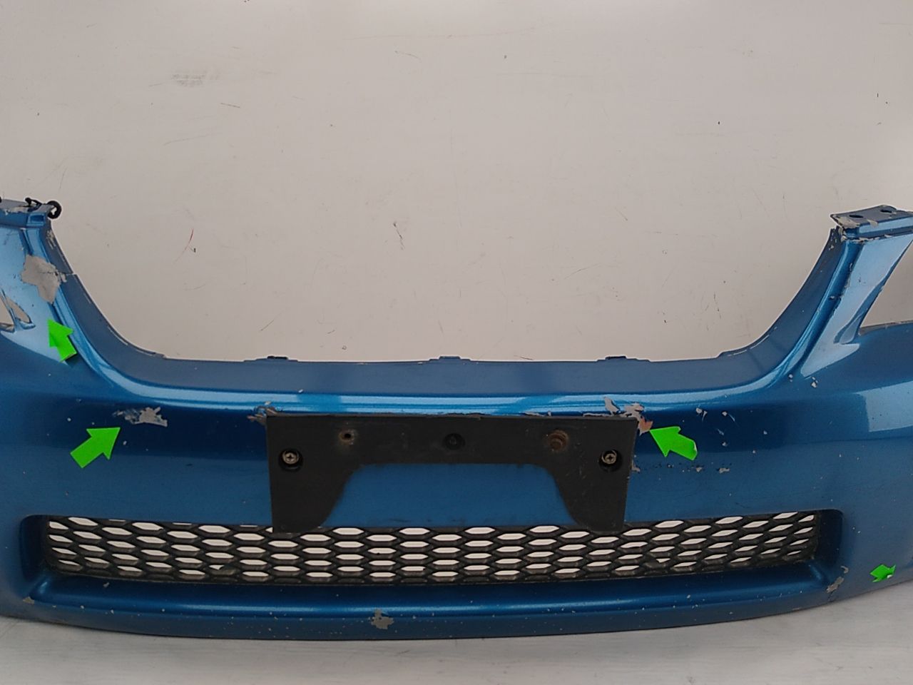Lexus IS300 Front Bumper Cover