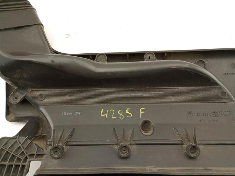 BMW 330Ci Upper Air Intake Manifold