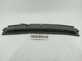 BMW 330Ci Lower Air Microfilter Housing Cover