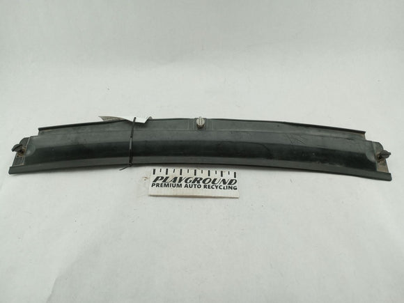 BMW 330Ci Lower Air Microfilter Housing Cover