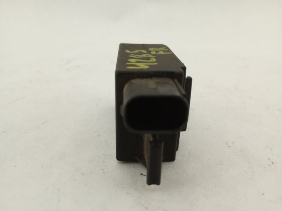 BMW 330Ci AUC Auxiliary Fan Relay Sensor