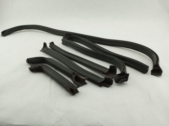 BMW 330Ci Set Of Under Hood Seals