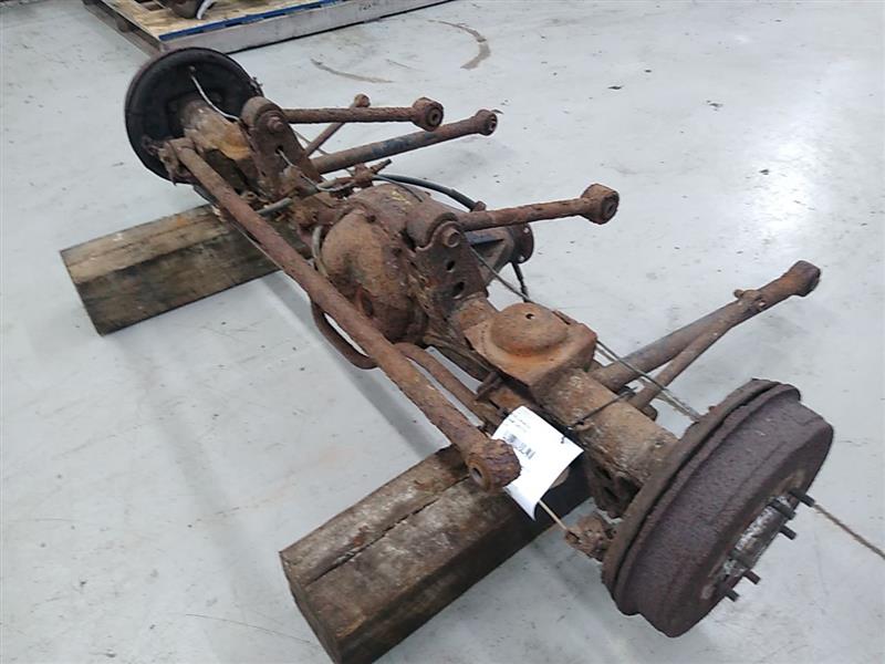 Toyota Land Cruiser Rear Axle Assembly