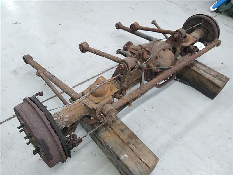 Toyota Land Cruiser Rear Axle Assembly