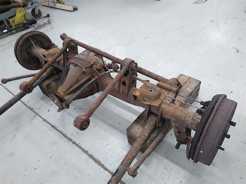 Toyota Land Cruiser Rear Axle Assembly