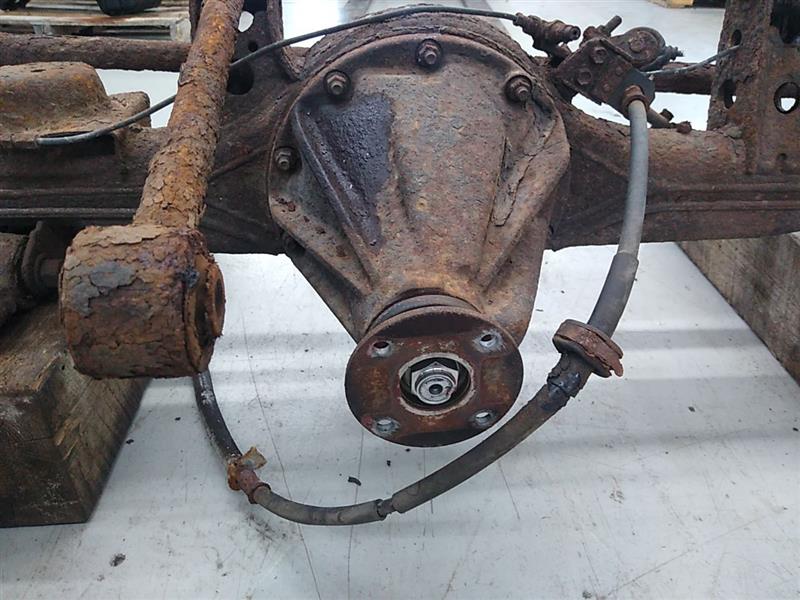 Toyota Land Cruiser Rear Axle Assembly