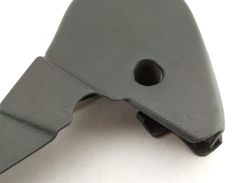 Lexus IS300 Pair Of Front Right Seat Trims