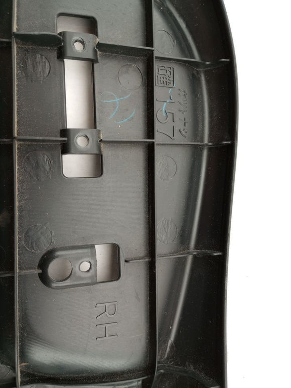 Lexus IS300 Pair Of Front Right Seat Trims