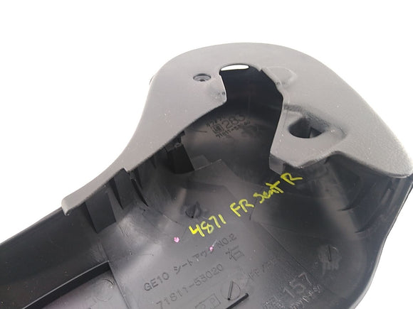 Lexus IS300 Pair Of Front Right Seat Trim