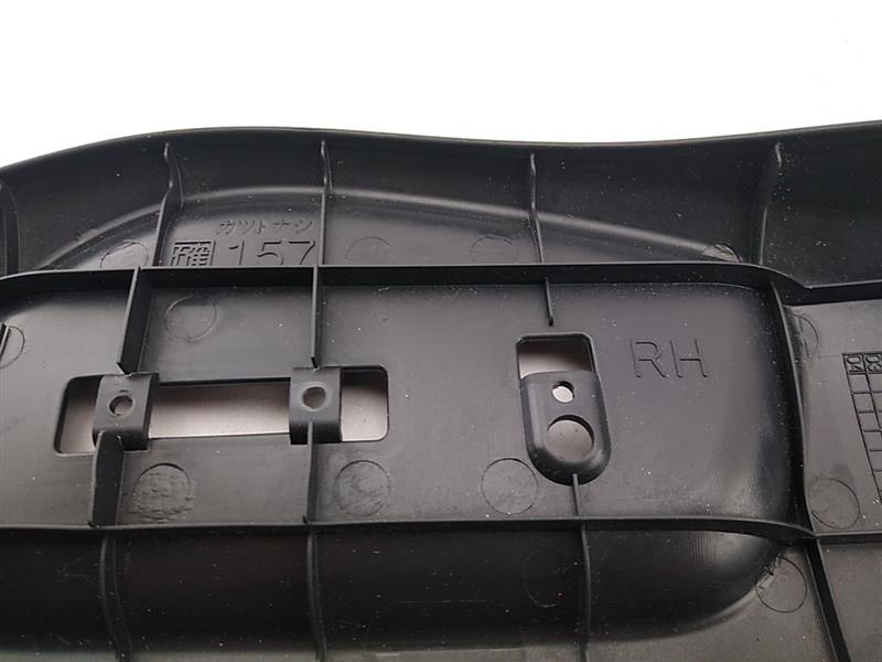 Lexus IS300 Pair Of Front Right Seat Trim