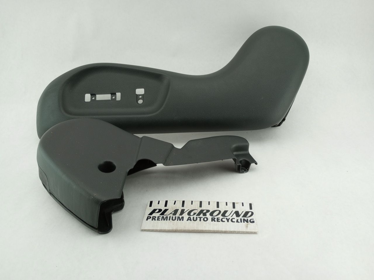 Lexus IS300 Pair Of Front Left Seat Trim