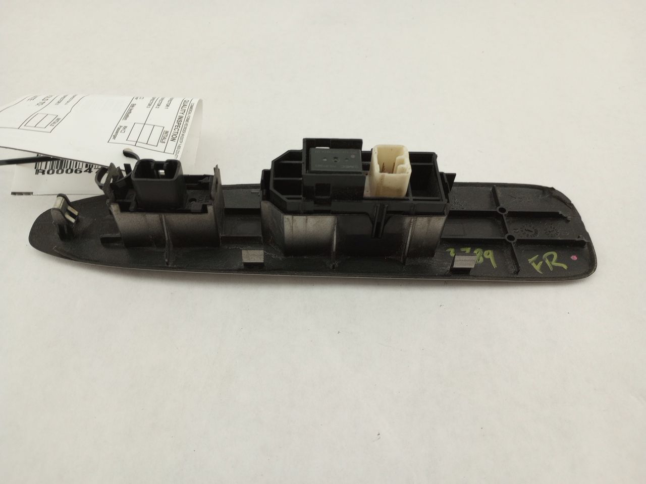 Lexus IS300 Front Right Door Window and Lock Switch
