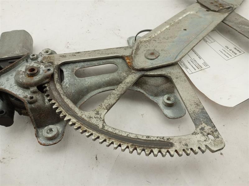 Lexus IS300 Front Right Window Regulator and Motor