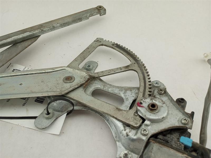 Lexus IS300 Front Right Window Regulator