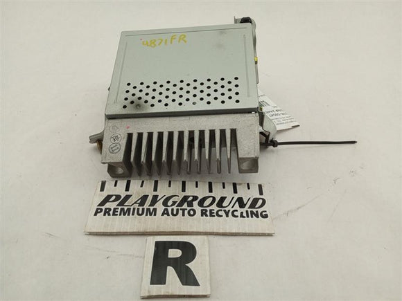 Lexus IS300 Radio Amplifier