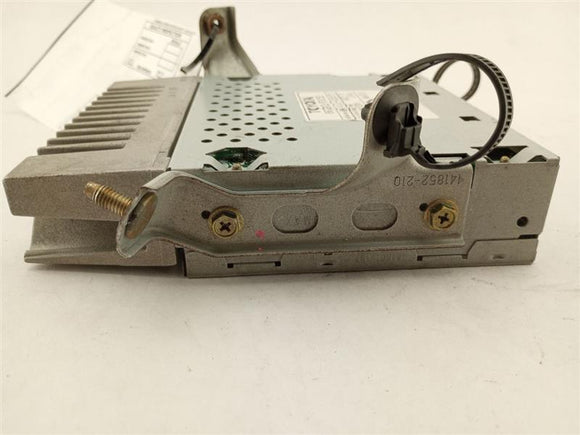 Lexus IS300 Radio Amplifier
