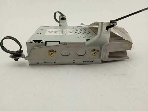 Lexus IS300 Radio Amplifier