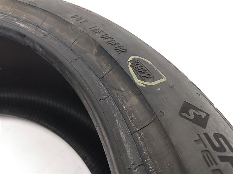 BMW 330Ci Single Tire Continental 255/40 ZR 18