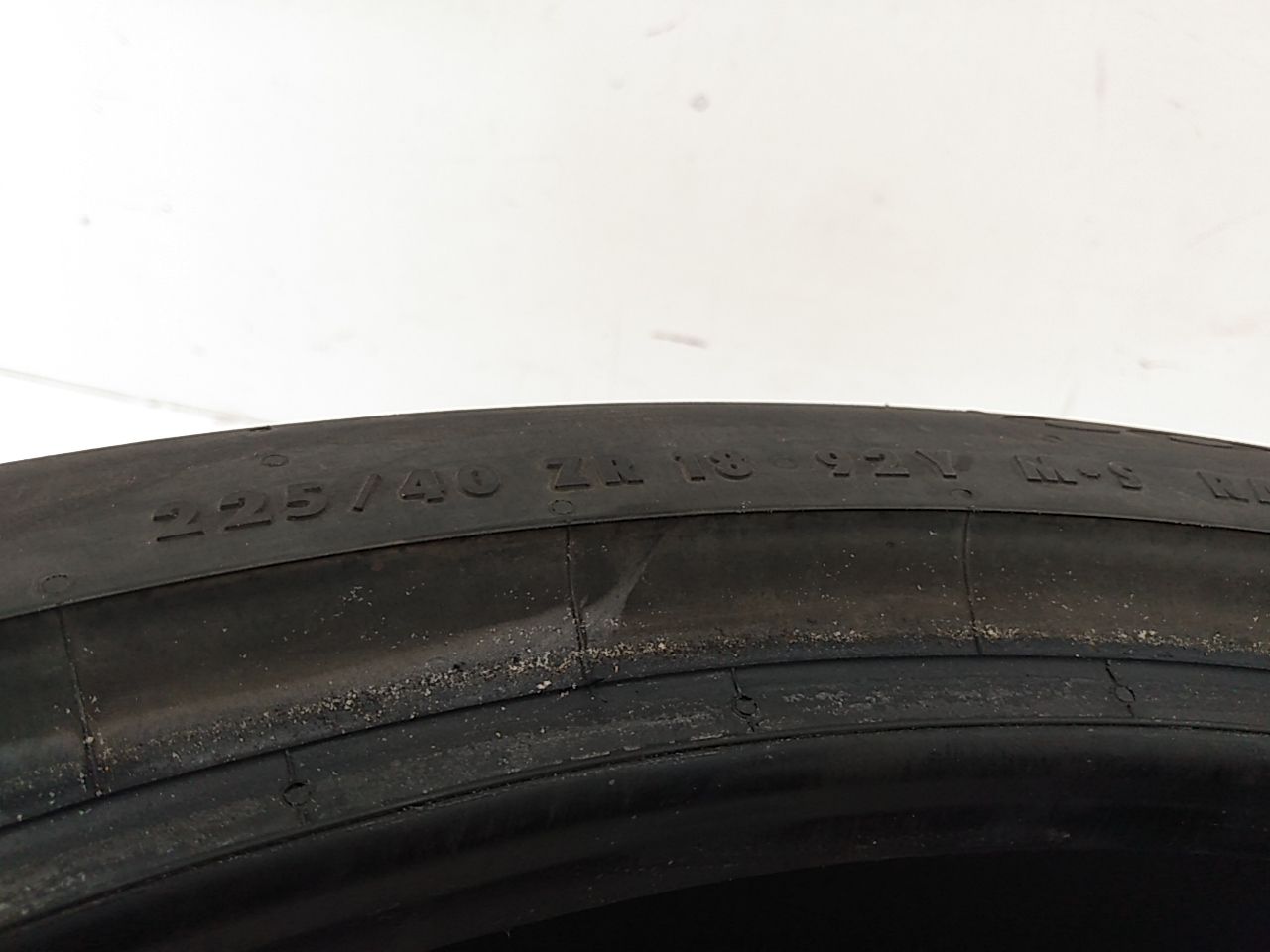 BMW 330Ci Single Tire Continental 255/40 ZR 18