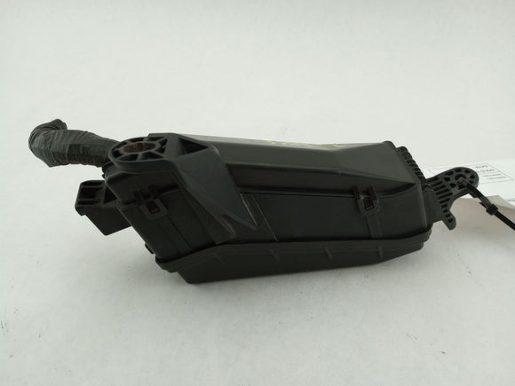 Lexus IS300 Engine Relays Compartment