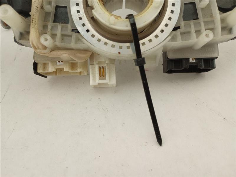 Lexus IS300 Steering Column Switch
Turn Signal Switch