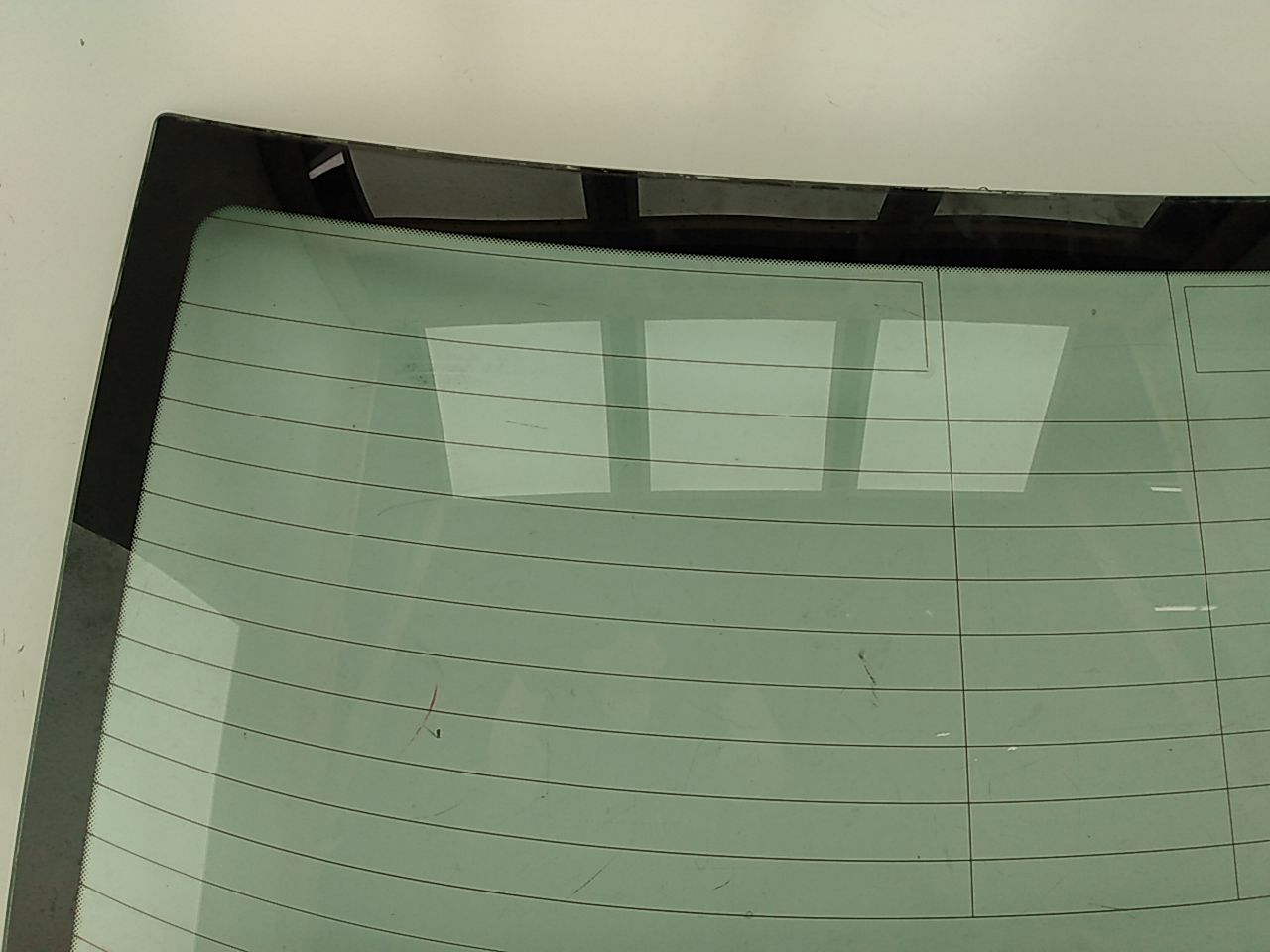 BMW 540I Rear Windshield Glass